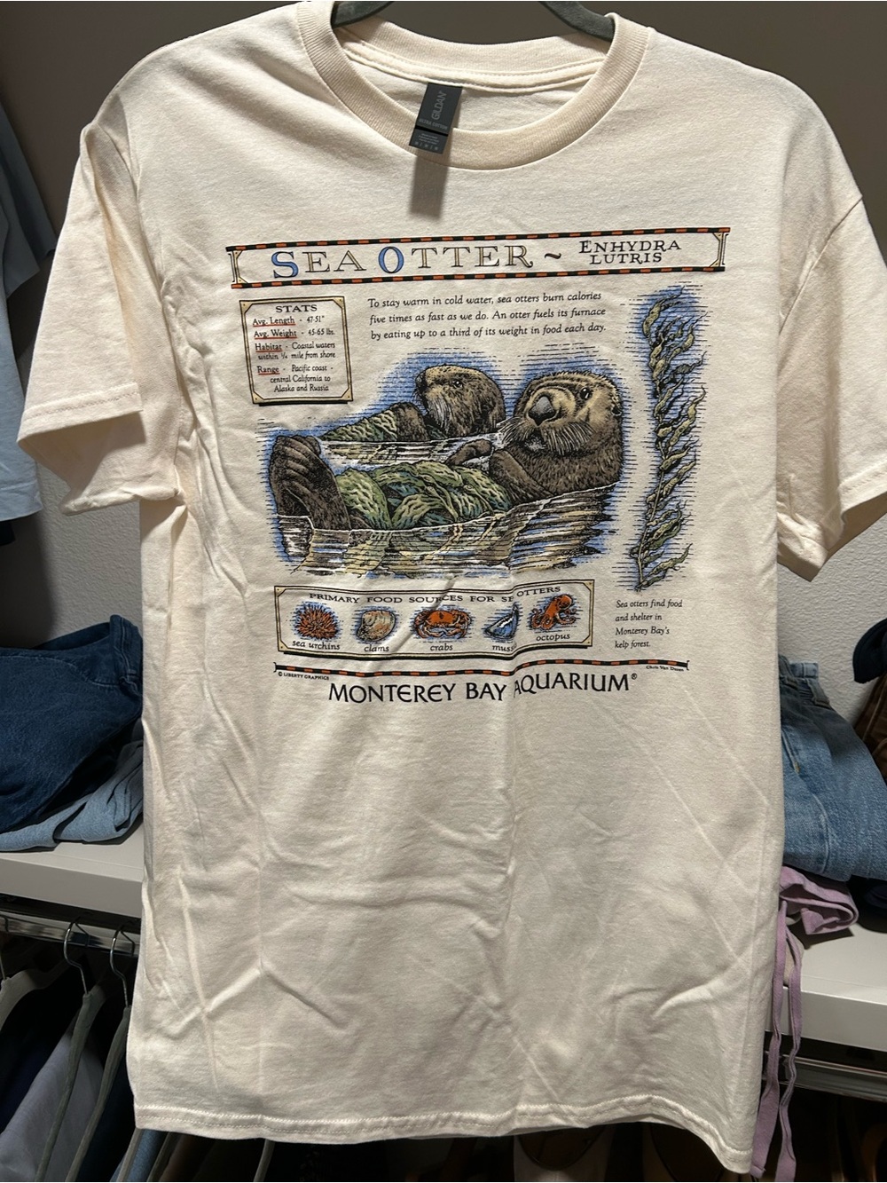 Monterey Bay Aquarium Sea Otter Graphic Tee - Cream